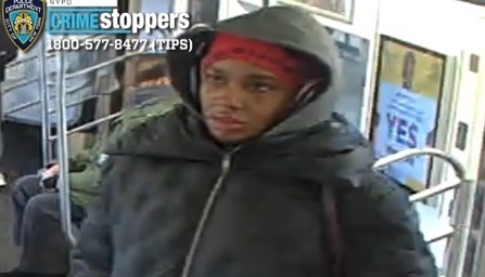 7 train rider assaulted in Jackson Heights after she asked woman to move away from her: NYPD – QNS