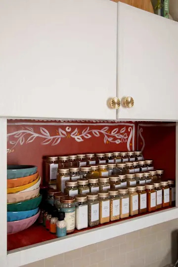 <span> Credit: <a href="https://www.apartmenttherapy.com/authors/kiritin?utm_source=yahoosyndication&utm_medium=referral-distro" rel="nofollow noopener" target="_blank" data-ylk="slk:Kiritin;elm:context_link;itc:0;sec:content-canvas" class="link ">Kiritin</a></span>