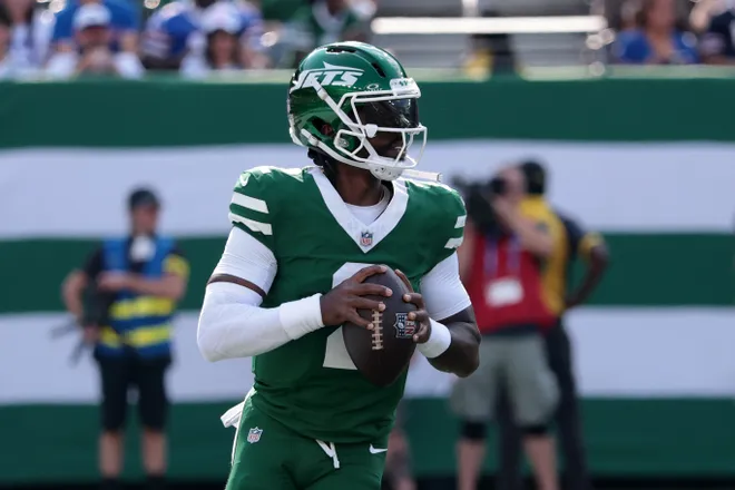 Sep 14, 2025; East Rutherford, New Jersey, USA; New York Jets quarterback Tyrod Taylor (2) drops back to pass to pass against the Buffalo Bills during the second half at MetLife Stadium. Mandatory Credit: Vincent Carchietta-Imagn Images