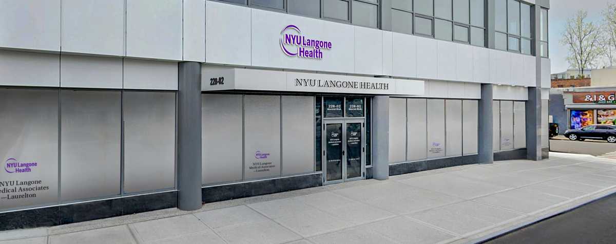 Queens pols join open letter calling on NYU Langone to reverse decision halting gender-affirming care for youths – QNS