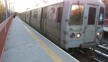 Staten Island Railway delays: Track fire extinguished near Grasmere train station