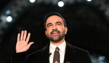 Mayor-elect Zohran Mamdani takes the oath of office during a swearing-in ceremony in the Old City Hall subway station, Thursday, Jan. 1, 2026, in New York. Photo: Yuki Iwamura/AP