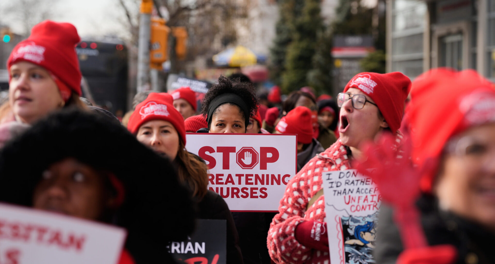 Striking nurses and supporters demonstrate outside NewYork-Presbyterian Hospital in New York, Thursday, Jan. 22, 2026. Photo: Seth Wenig/AP