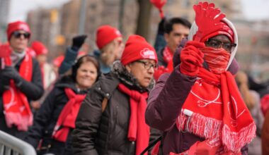 Nurses reach tentative deal to end New York City’s largest nursing strike