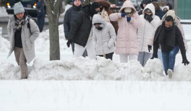 New York City-area blizzard warning suddenly upgraded, 2 feet of snow possible