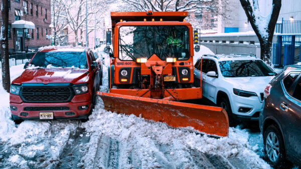 A truck removes snow for them street a day after a winter storm on Tuesday, Feb. 24, 2026, in New York. Photo: Eduardo Munoz Alvarez/AP