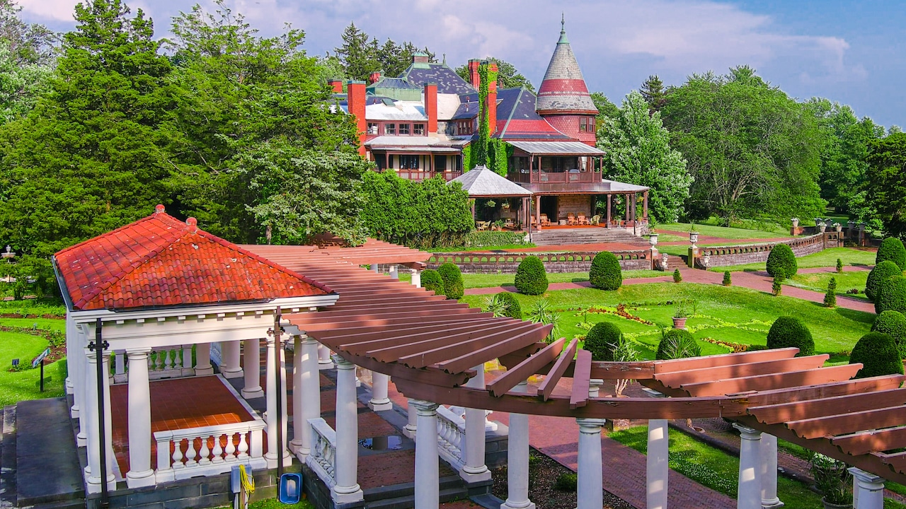 Sonnenberg Gardens & Mansion State Park