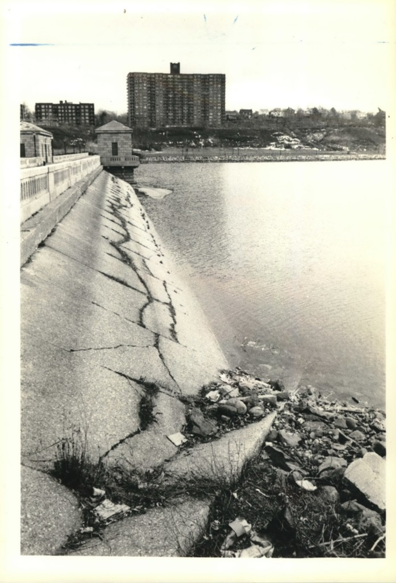 1980s silver lake leak