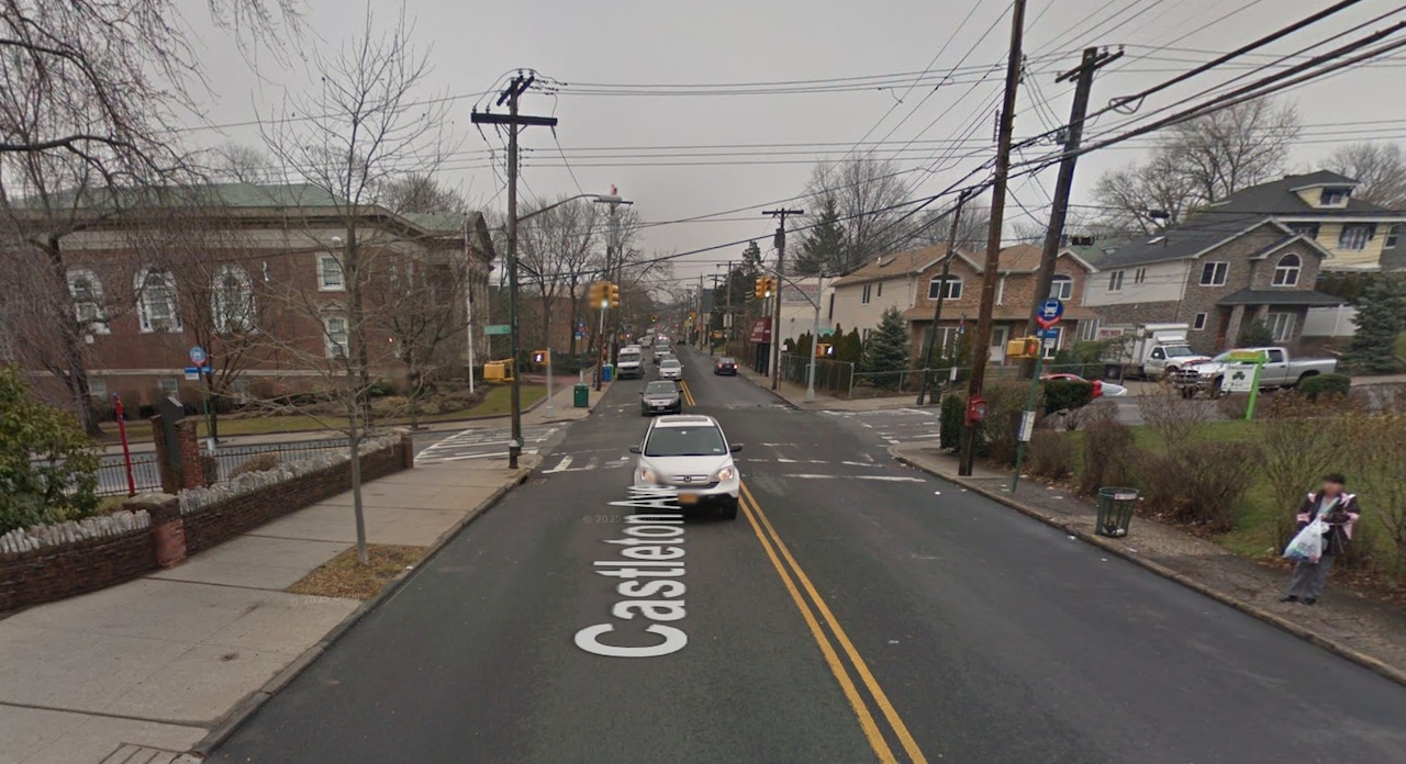 Castleton and Bement avenues