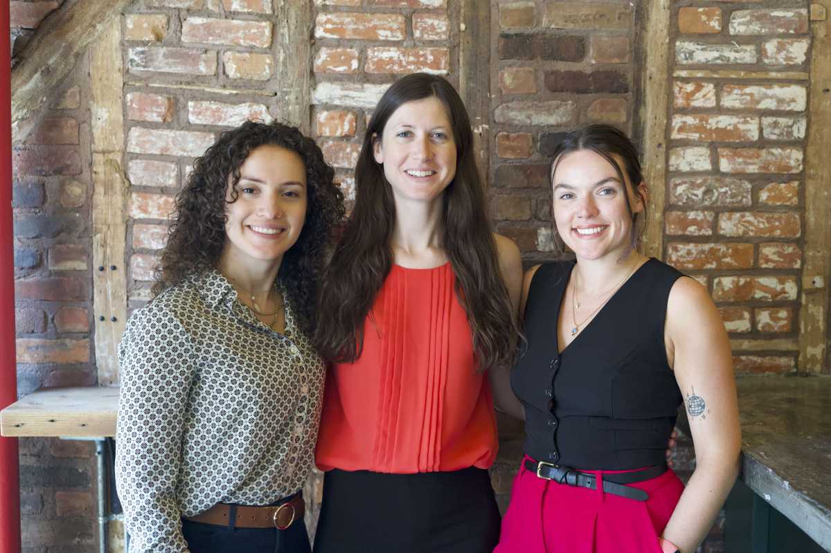 Behind Blazers, Williamsburg’s first women-owned sports bar • Brooklyn Paper