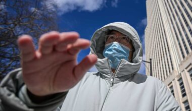 Queens grade school assistant principal freed on bail on charges that he allegedly pimped out porn performer