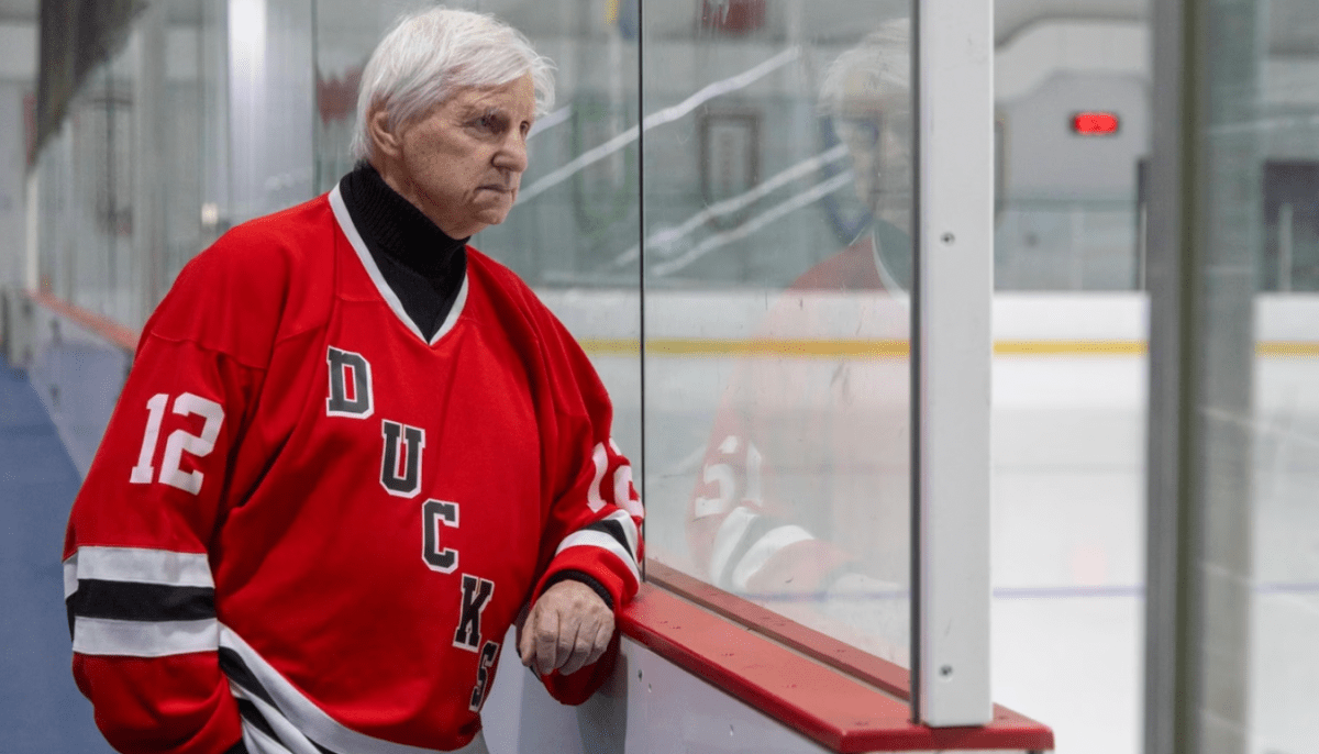 Ex-LI Ducks star ‘Buzz’ Deschamps inducted into NY Hockey Hall of Fame