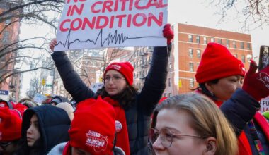Nurses at last striking NYC hospital reach tentative deal to return to work