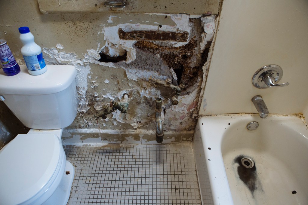 Readers sound off on the landlord watchlist, ICE tactics and NYC's budget deficit