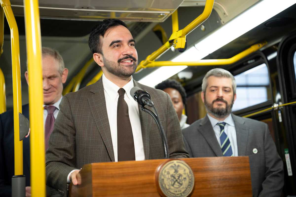 MAMDANI’S FIRST 100 DAYS: Mayor revives halted bus, bike lane projects across Bronx, Brooklyn