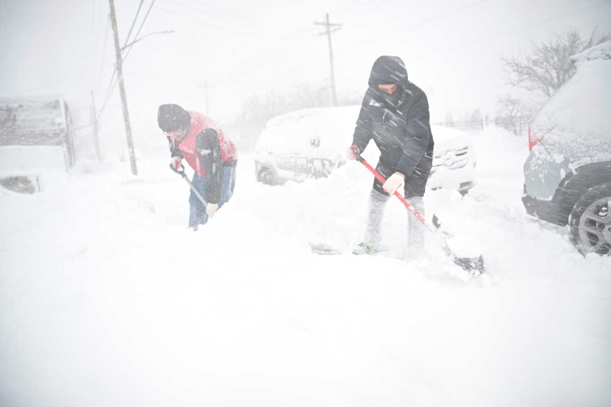 NYC BLIZZARD: After almost 4,000 tickets last storm, here’s what NYC’s sidewalk shoveling rules require