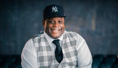 Damien Douglas recounts journey from Queens to Hollywood – QNS