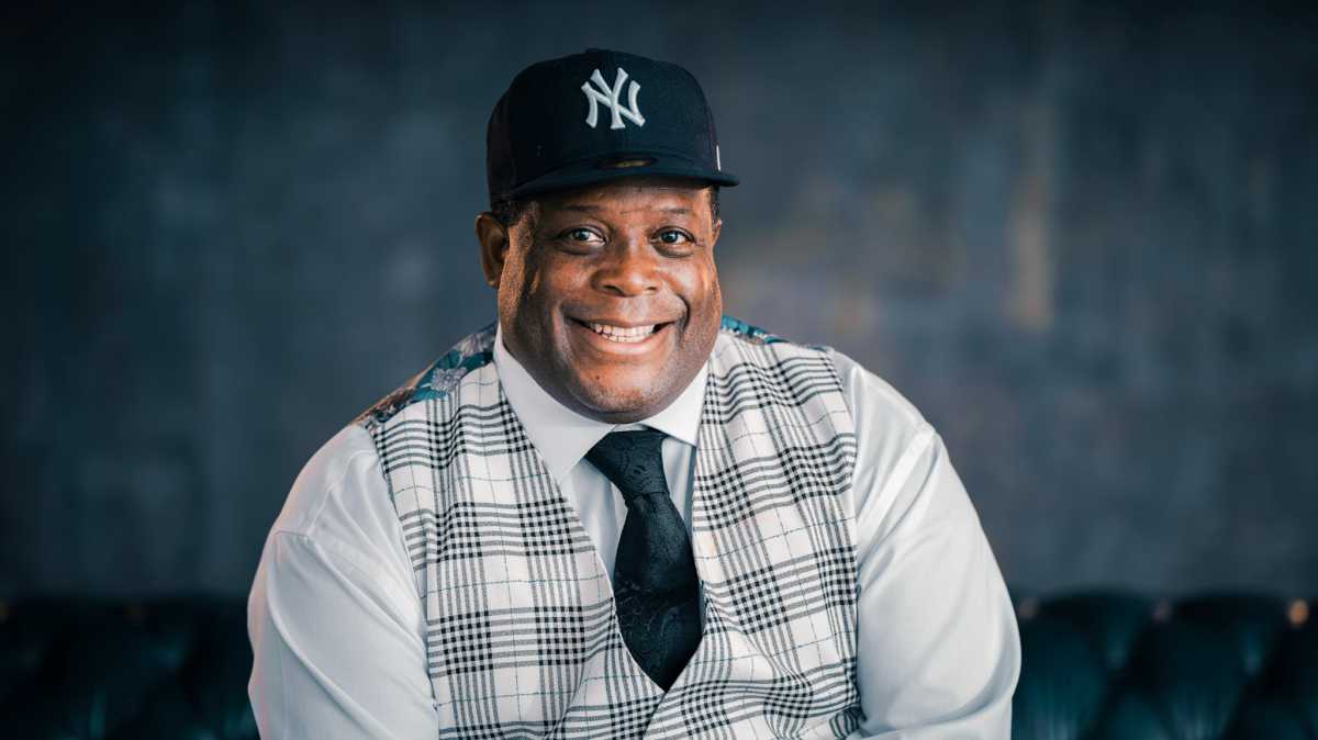 Damien Douglas recounts journey from Queens to Hollywood – QNS