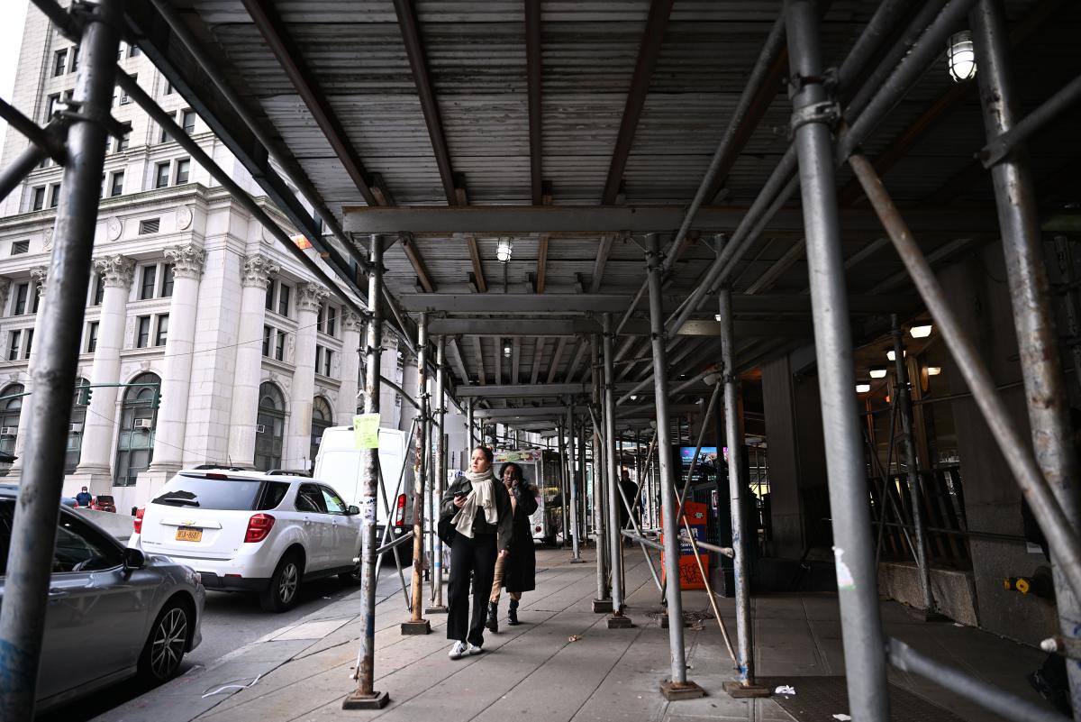 How to shed those ugly sheds — and see paradise by the dashboard camera