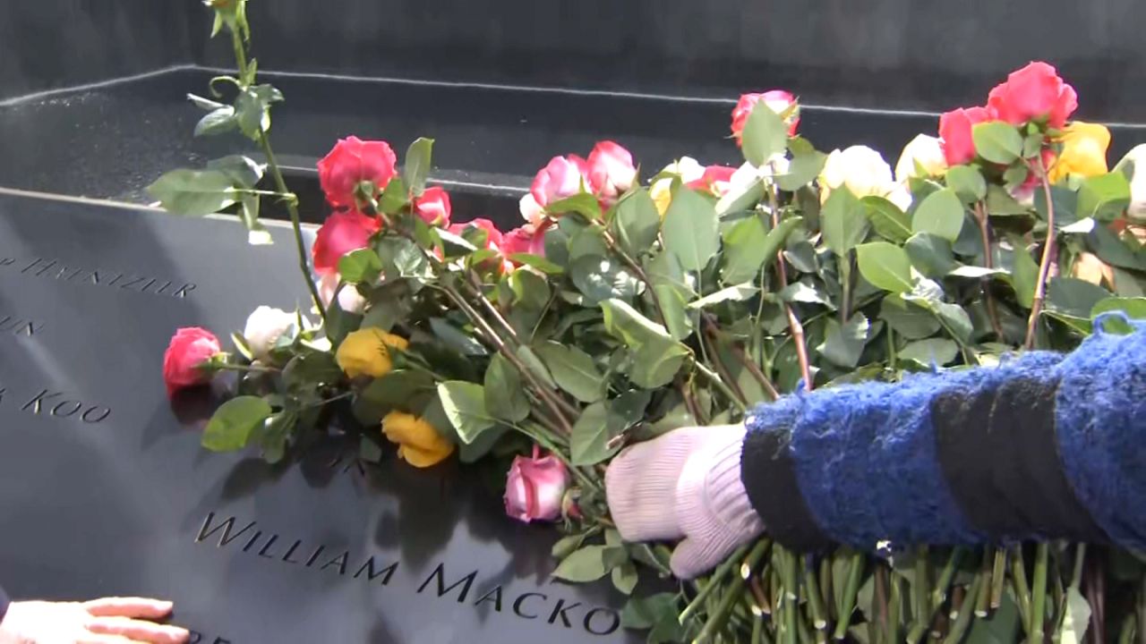 Exactly 33 years later to the day at 12:18 p.m., loved ones of the victims honored their loved ones who never made it home. (Spectrum News NY1)