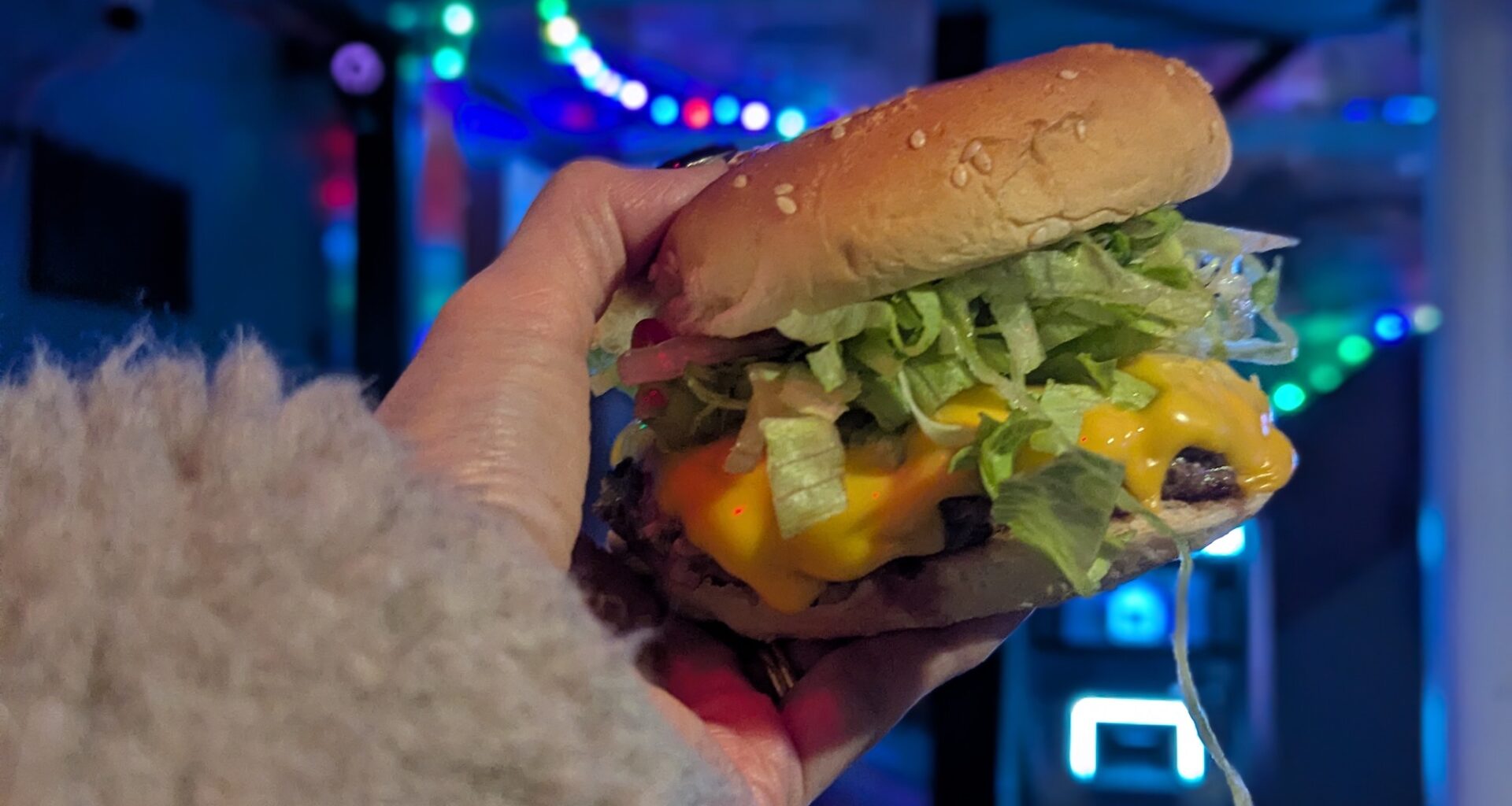 Greenpoint This Week: 67 West Selling, Franklin Frites Serving Up Korean-Inspired Burgers, and More 