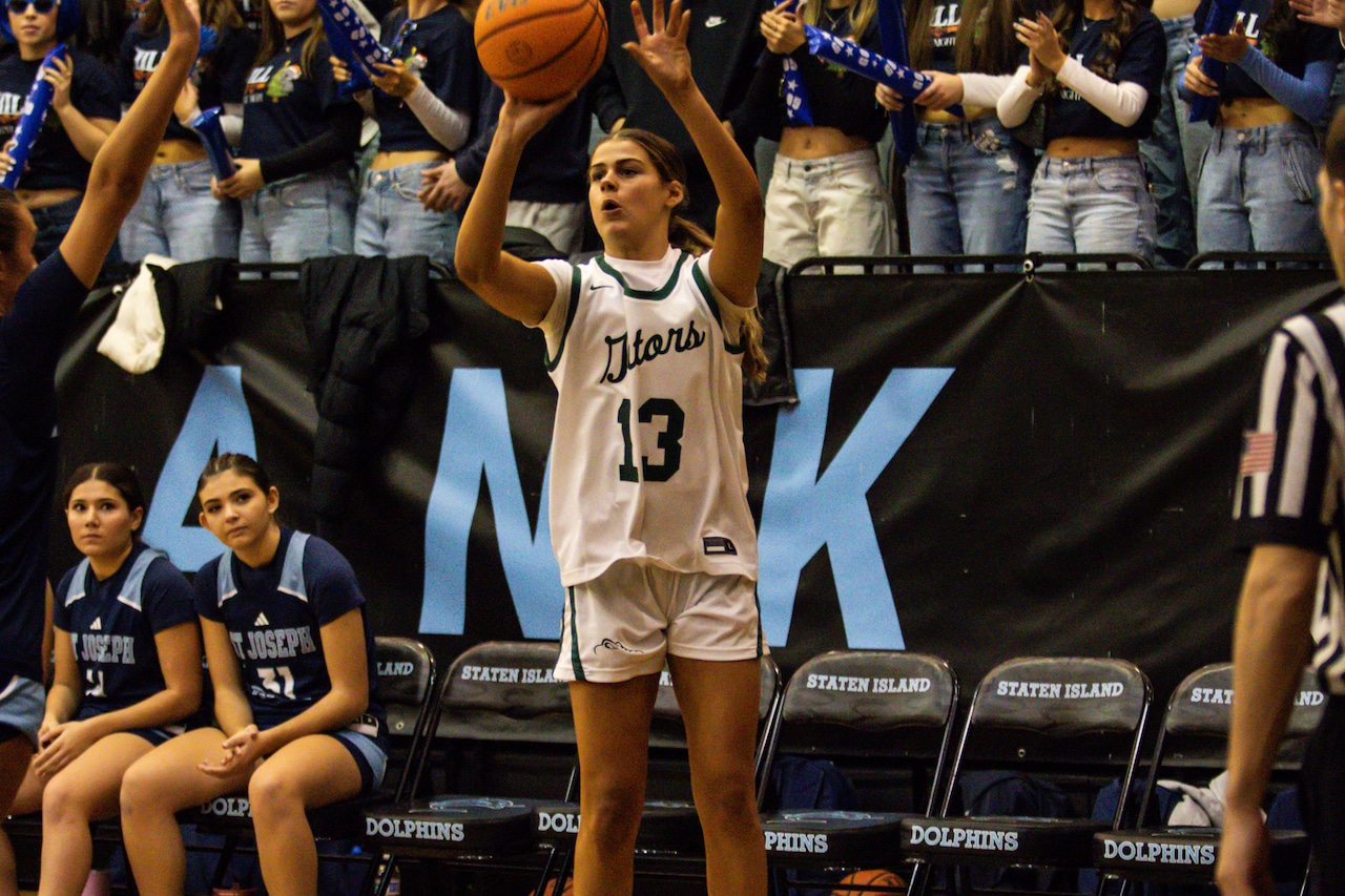 NDA outlasts Hill in Silent Night OT victory, 68-62