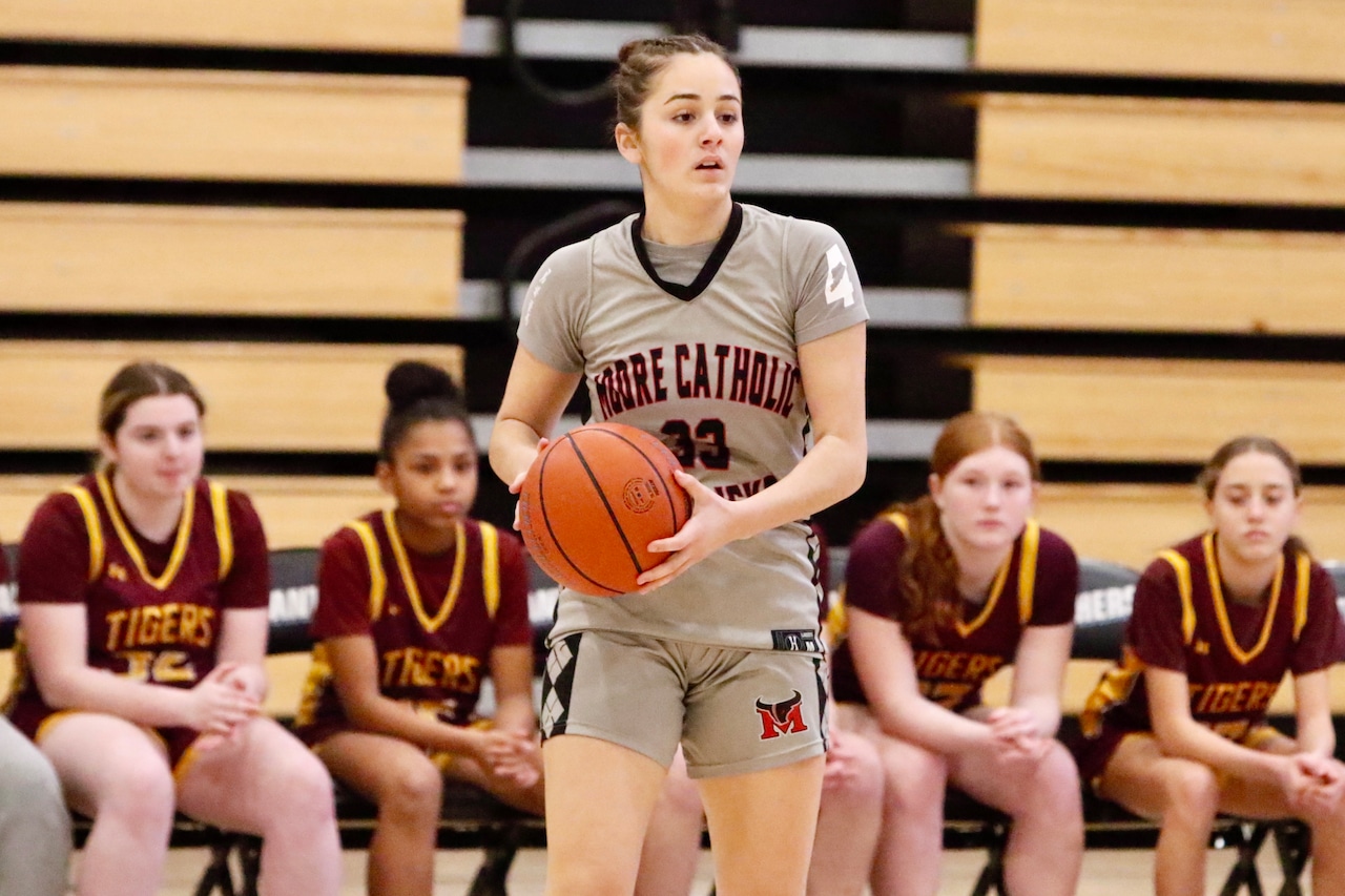 Staten Island HS girls’ hoops: Moore falls to Xaverian
