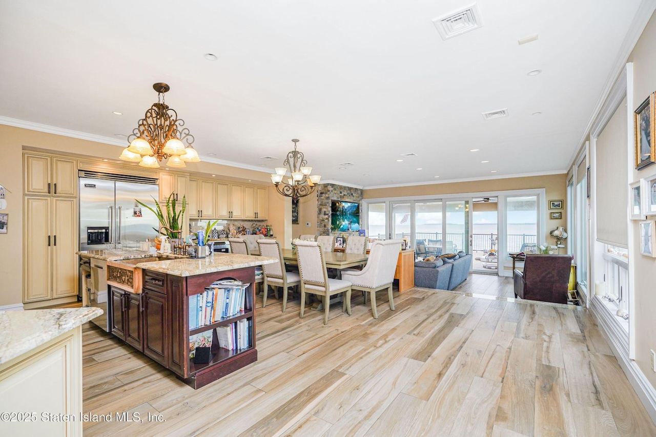 44 Zephyr Avenue, Annadale