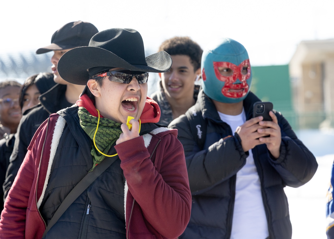 HS students demand voice in 2nd anti-ICE demonstration on Staten Island in as many days (30+ photos)