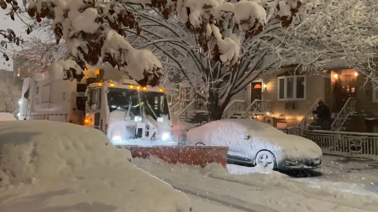Forecasters called for 16 to 24 inches of snow, with the worst conditions expected through midday Monday. (Spectrum News NY1)