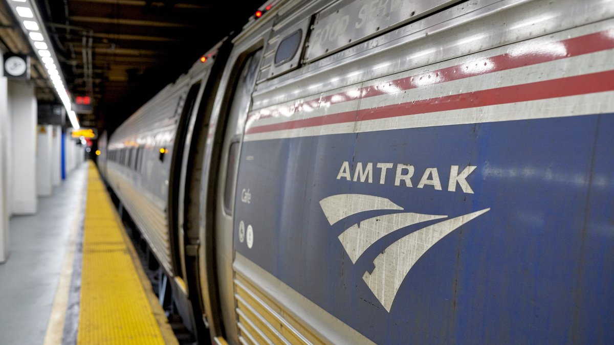 Amtrak service suspended Wednesday evening from New Haven to New York due to power issues – NBC Connecticut
