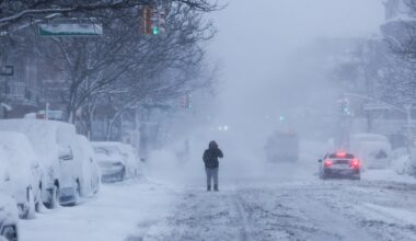 Blizzard dumps over 15 inches of snow on NYC as state of emergency continues