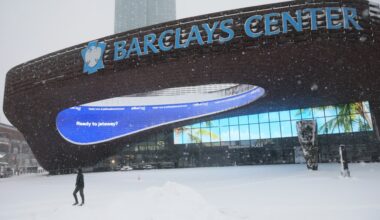 Snow delays travel, but Nets-Mavericks game remains on track