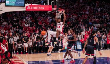 No. 22 St. John’s upset No. 3 UConn 81-72, claim 1st place in Big East