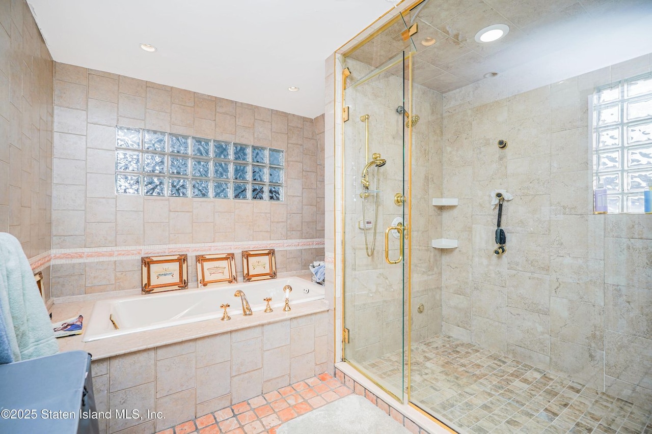 44 Zephyr Avenue, Annadale