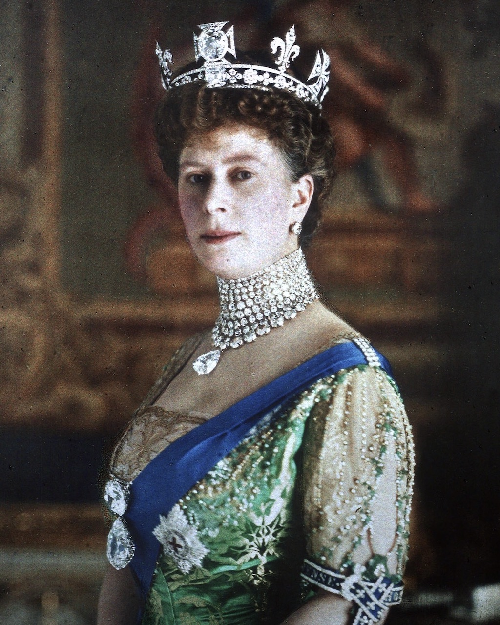 Queen Mary wears the Cullinans I and II as a brooch, the Cullinan III as a pendant on the Coronation Necklace, and the Cullinan IV in the base of her crown, below the Koh-i-Noor Diamond