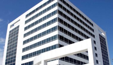 Simone Development Companies signs lease with Bronx Chamber of Commerce for office space at Hutchinson Metro Center – Bronx Times