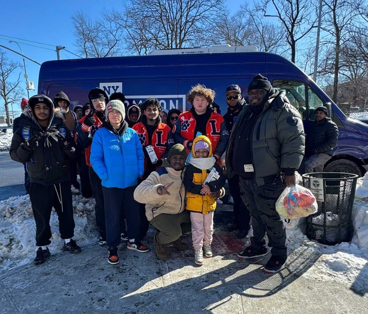 Theory 9 and New York Common Food Pantry hold food drive for community members – Bronx Times