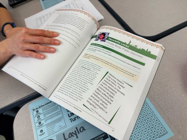 Students at P.S. 315 The Lab School for Children in the Bronx learn about Henrietta Lacks through "Hidden Voices," a New York City Public Schools Department of Social Studies & Civics initiative. (Cayla Bamberger / New York Daily News)