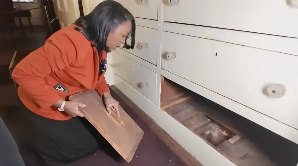 Hidden Passage Unveiled: The Merchant’s House Museum Reveals Its Underground Railroad Role, NYC