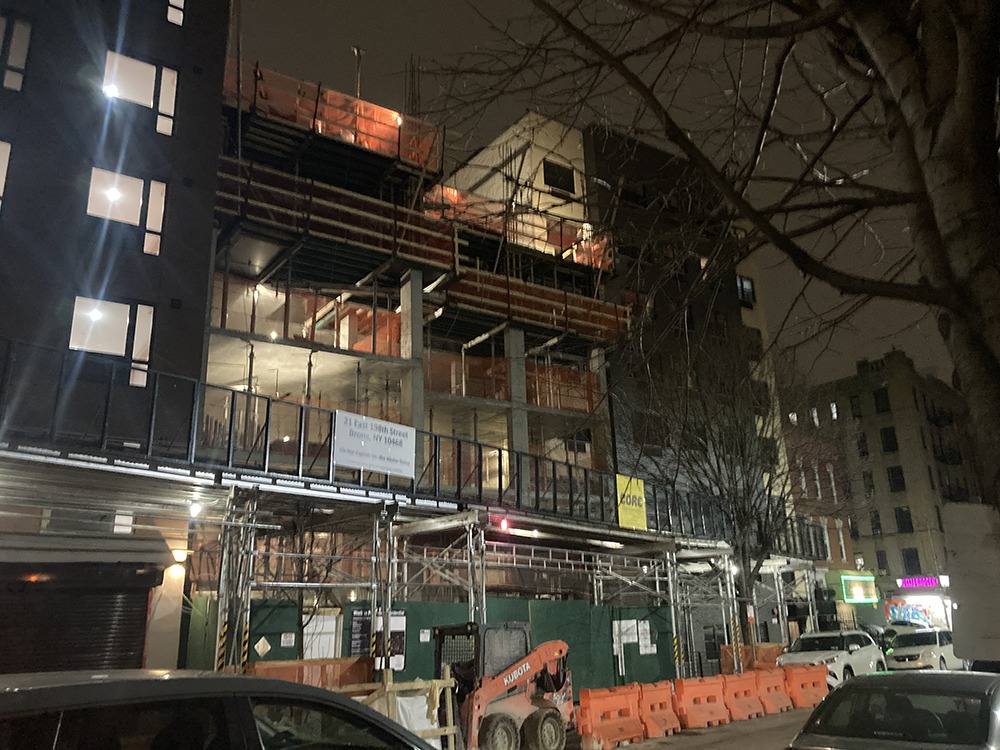 Bedford Park: Partial Stop Work Order in Effect at 21 East 198th Street after 311 Complaint