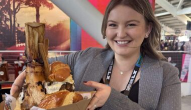 A burger is selling for $180 at the Super Bowl. I ate it to bring you all the details