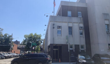 BREAKING Kingsbridge: Police Search for Suspects after Several People are Shot