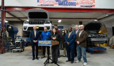 Hochul cites Queens fraud ring as she pushes auto insurance overhaul in budget — Queens Daily Eagle