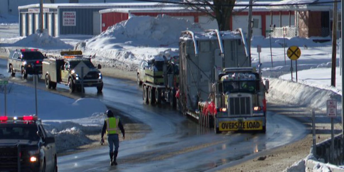 Massive cube slows traffic around St. Lawrence Co.