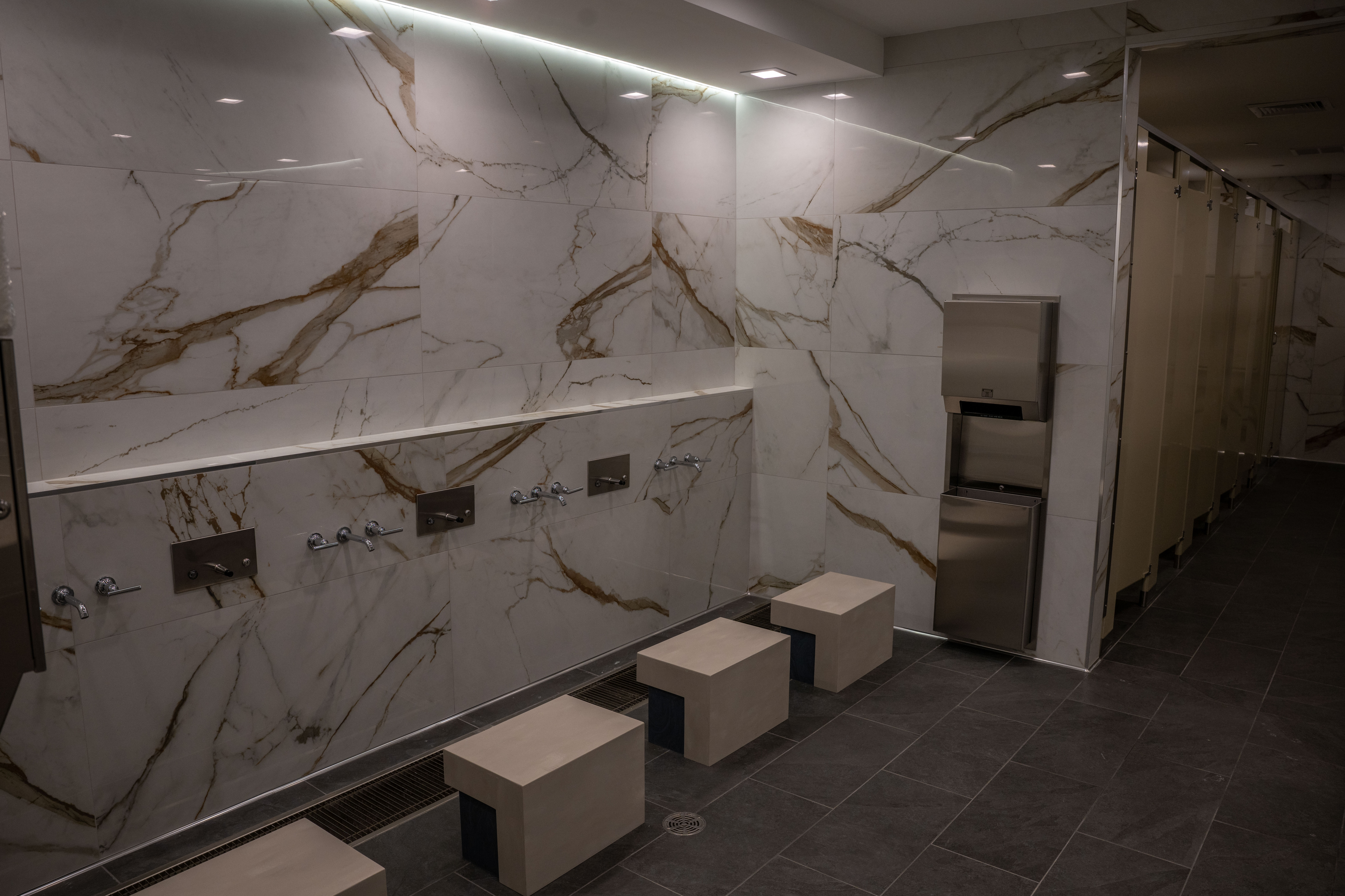 Members of the Muslim American Society of Staten Island celebrate Ramadan in their newly expanded community center in Dongan Hills on Tuesday, February 17, 2026. (Owen Reiter for the Advance/SILive.com)