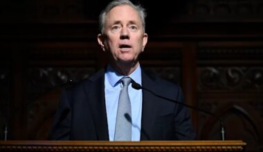 News 12 | Brooklyn | Lamont blasts Trump’s speech, says families drowning under soaring expenses
