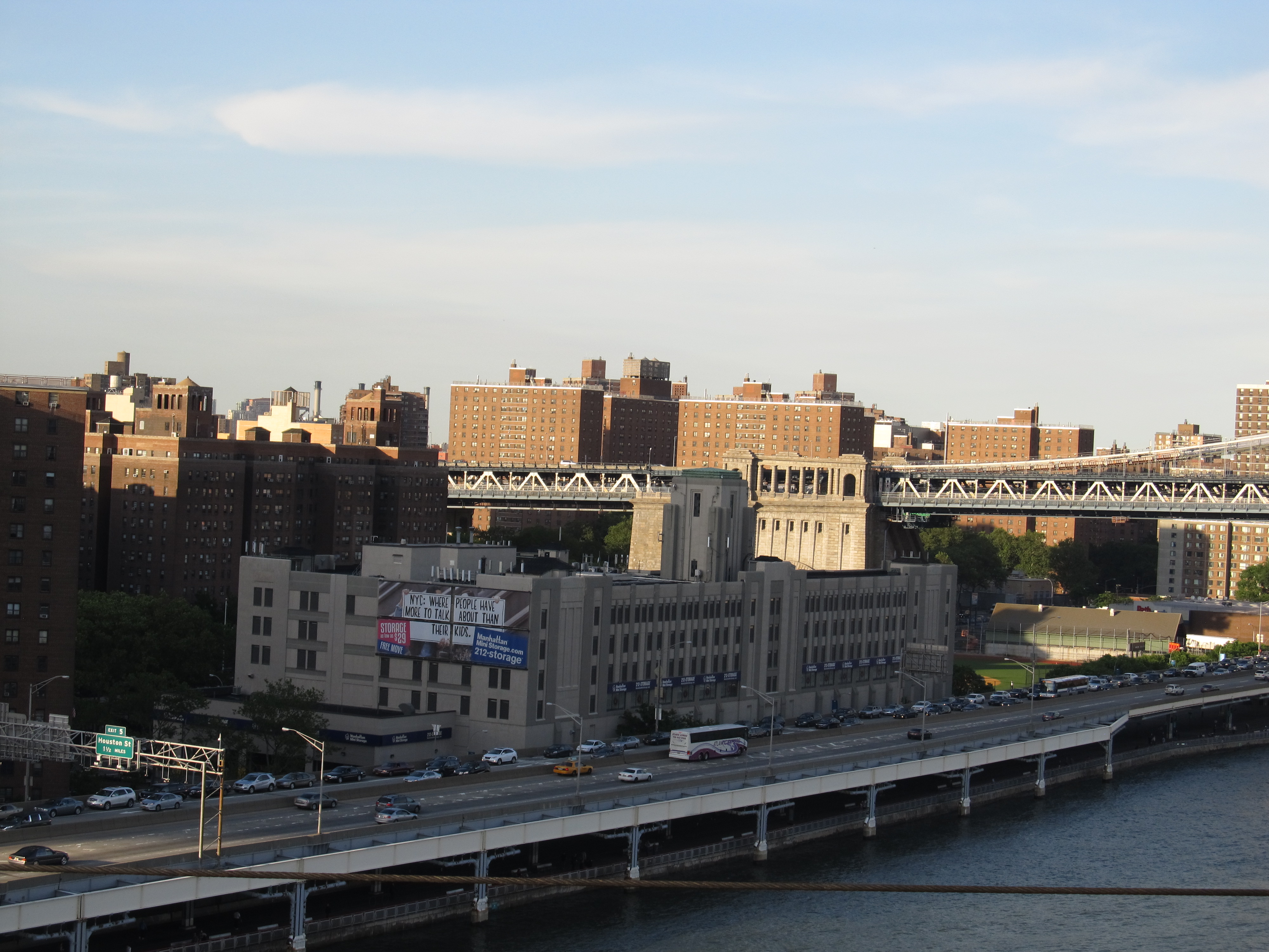 File:Looking Towards Lower East Side of Manhattan from Brooklyn Bridge (7237213148).jpg