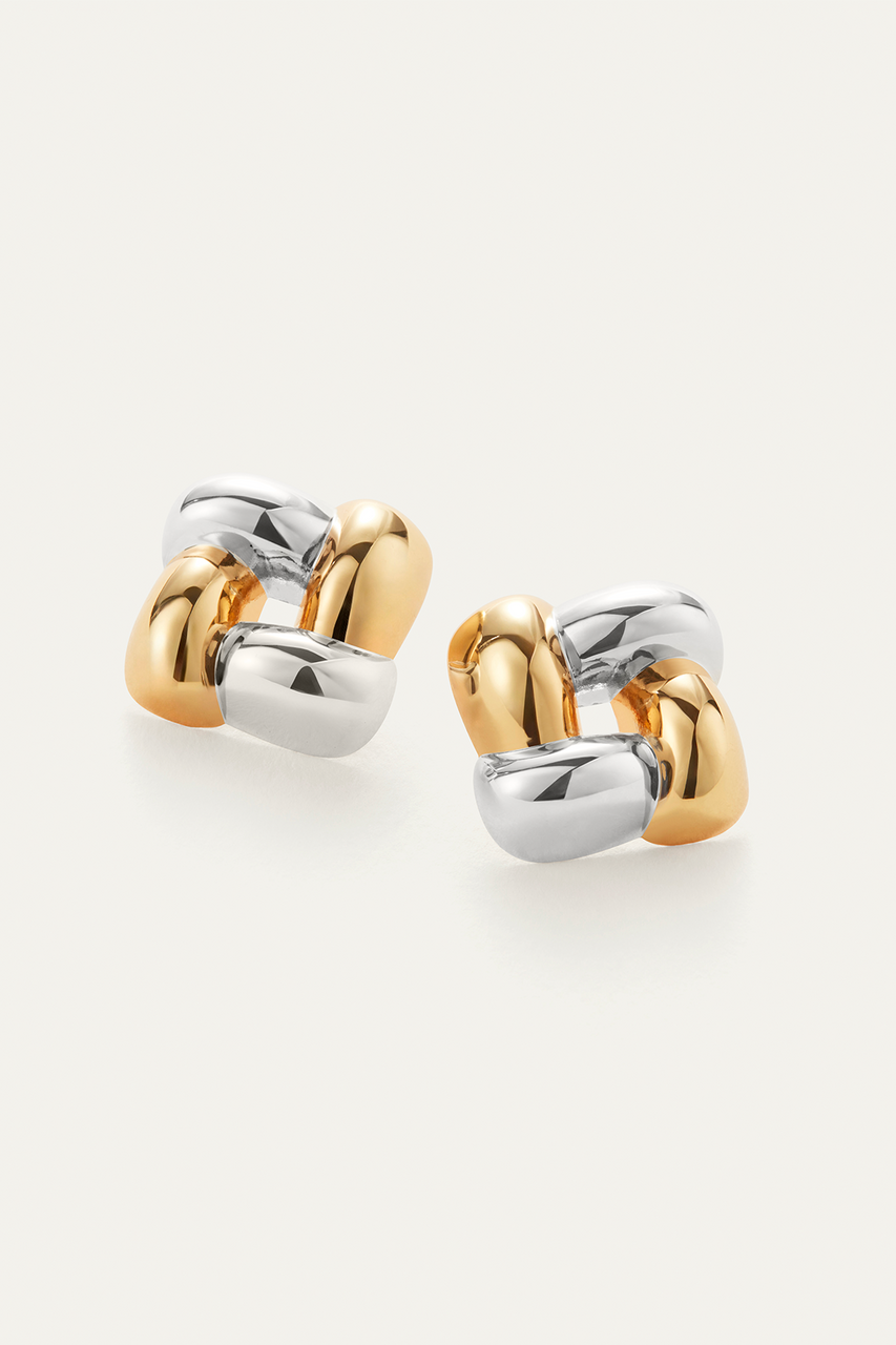 Medium Woven Square Earrings