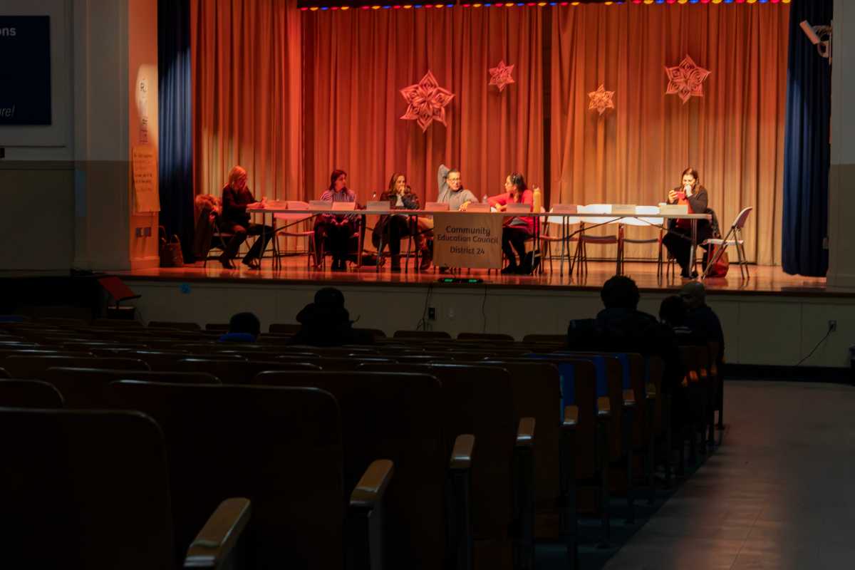 As Queens families are relocated from shelter due to Code Blue, CEC 24 holds emergency meeting to pass resolution – QNS